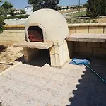 Mansion Ideal For 3 Families Or Vilă Larnaca