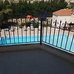 Vilă Mansion Ideal For 3 Families Or