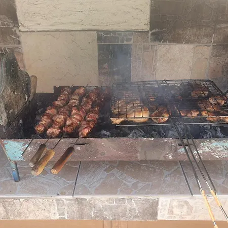 Mansion Ideal For 3 Families Or Villa *