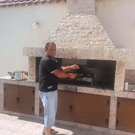 Βίλα Mansion Ideal For 3 Families Or