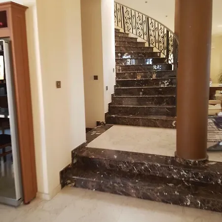 Βίλα Mansion Ideal For 3 Families Or *