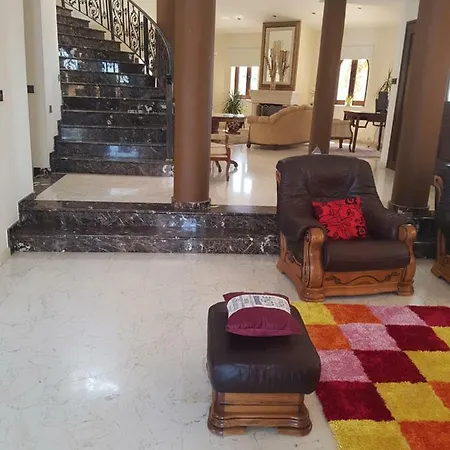 Mansion Ideal For 3 Families Or * Larnaca