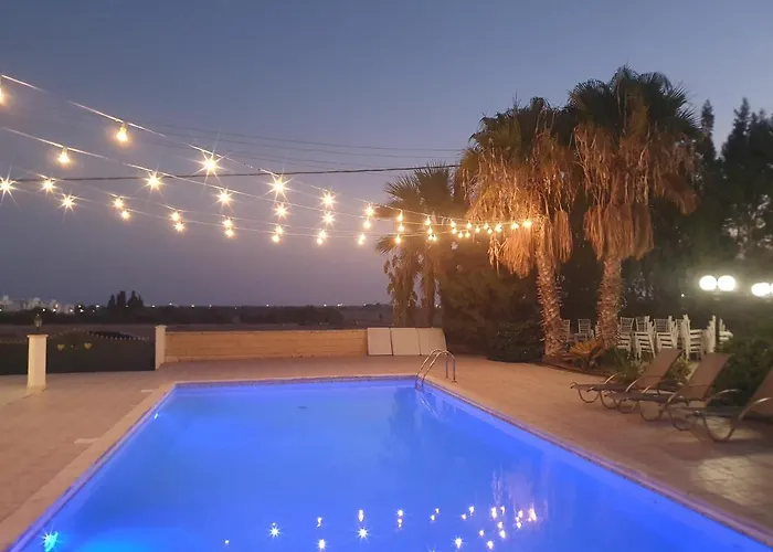 Mansion Ideal For 3 Families Or Вилла *