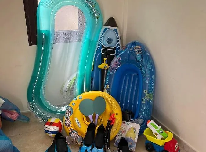 Вилла Mansion Ideal For 3 Families Or