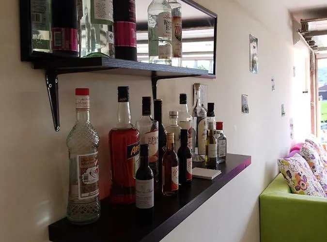 Вилла Mansion Ideal For 3 Families Or *