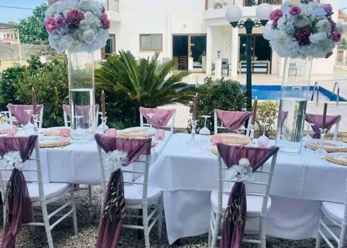 Βίλα Mansion Ideal For 3 Families Or *